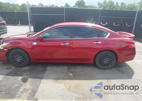 2013 Nissan Altima 2.5 S z USA, uszkodzony, nr VIN 1N4AL3AP1DC173660